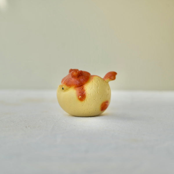 Grumpy Carp Teapet Teaware- Cha Moods