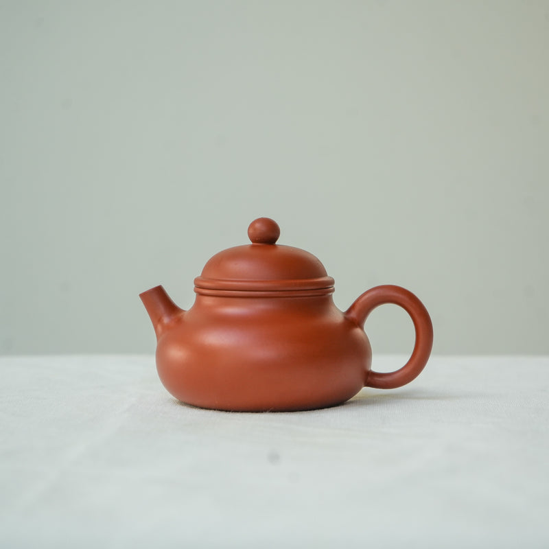 Chaozhou Rongtian Shoula Hongni Teapot 140ml