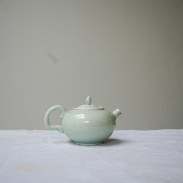 Watercolor Shadow Jade' Teapot 160 theeservies Cha Moods