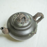 Song Bao Chun (松抱春) Yixing Teapot – 130ml